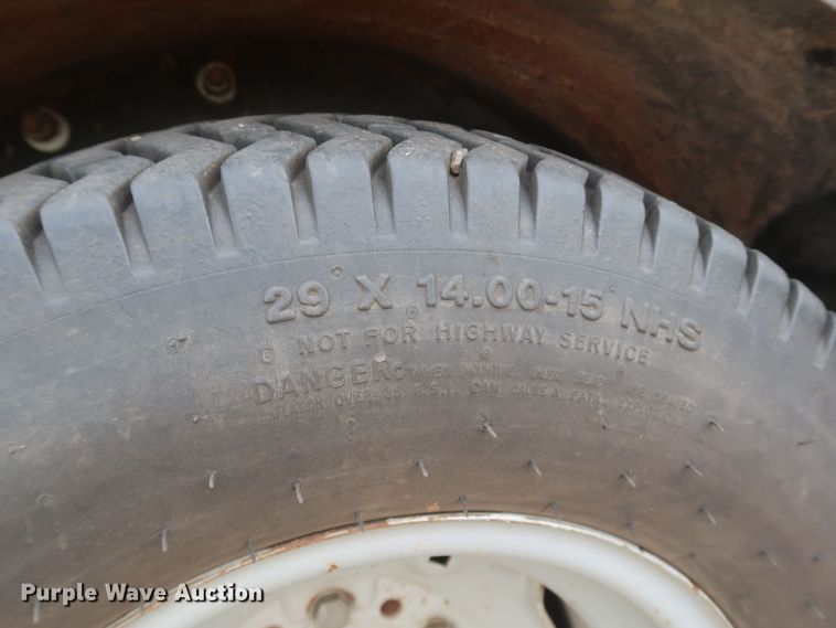 image for item JR9464 2009 Jacobsen HR-9016  lawn mower