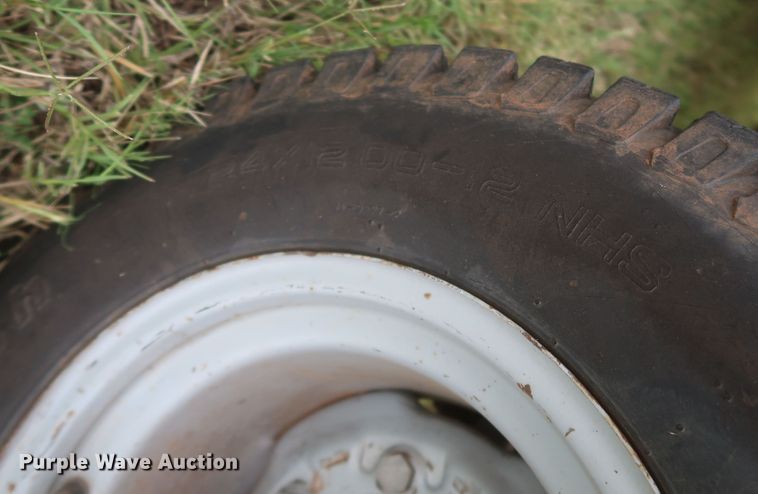 image for item JR9464 2009 Jacobsen HR-9016  lawn mower