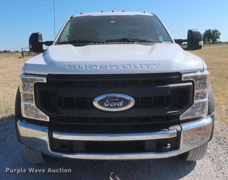 image for item JR9467 2020 Ford F450 Super Duty STX  Crew Cab truck cab and chassis
