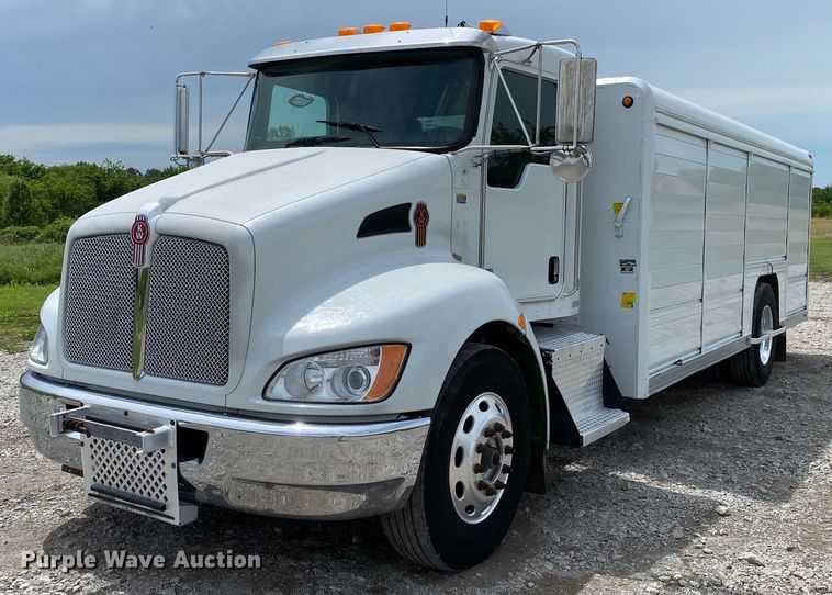 image for item JU9219 2012 Kenworth T370  delivery truck