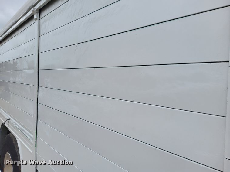 image for item JU9219 2012 Kenworth T370  delivery truck