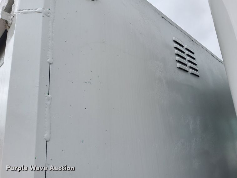 image for item JU9219 2012 Kenworth T370  delivery truck