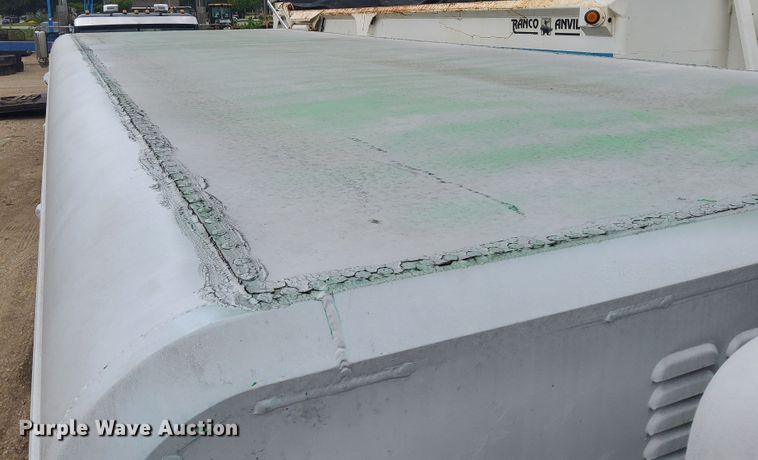 image for item JU9219 2012 Kenworth T370  delivery truck