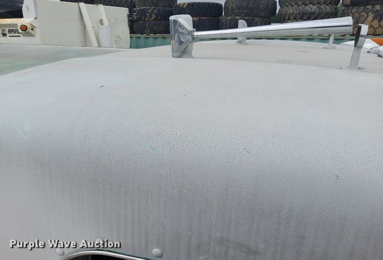 image for item JU9219 2012 Kenworth T370  delivery truck