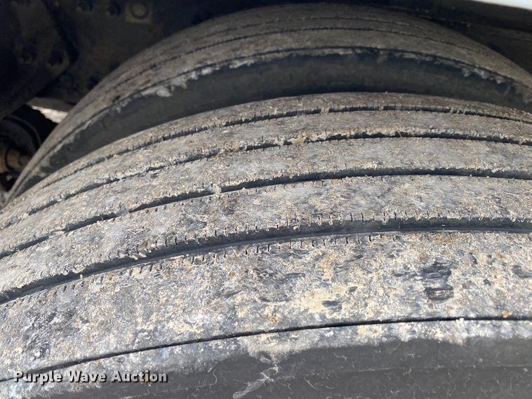 image for item JU9219 2012 Kenworth T370  delivery truck