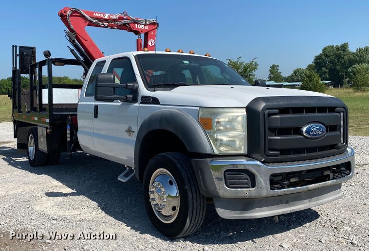 image for item JU9268 2011 Ford F550  flatbed truck