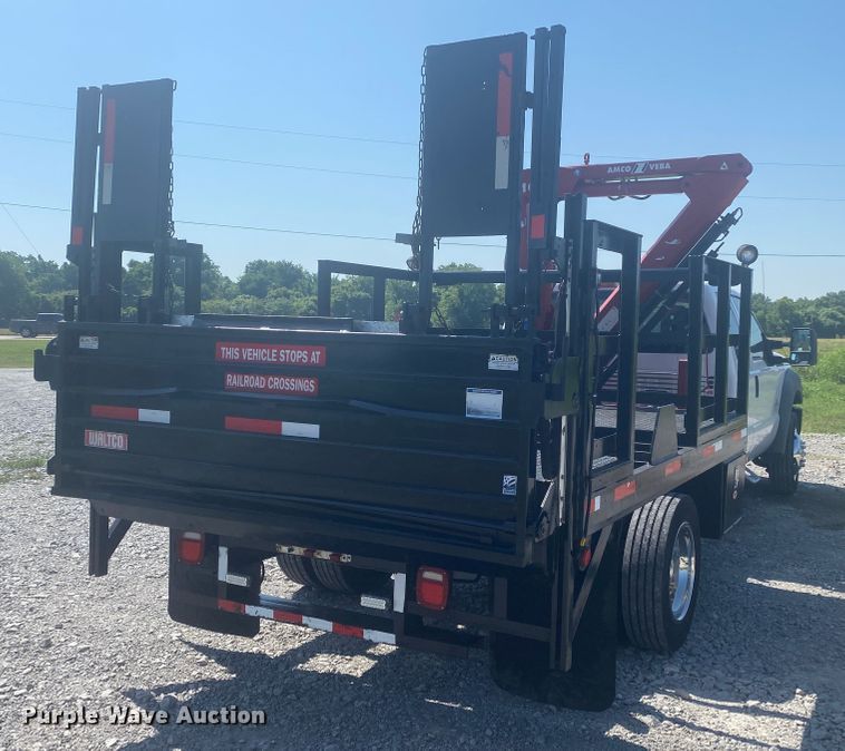 image for item JU9268 2011 Ford F550  flatbed truck