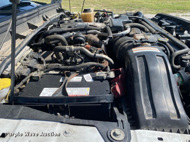 image for item JU9268 2011 Ford F550  flatbed truck