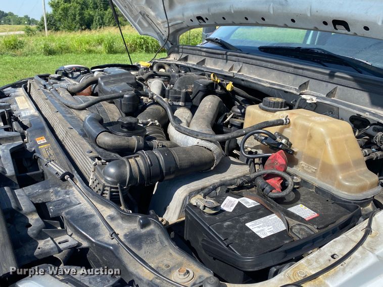 image for item JU9268 2011 Ford F550  flatbed truck