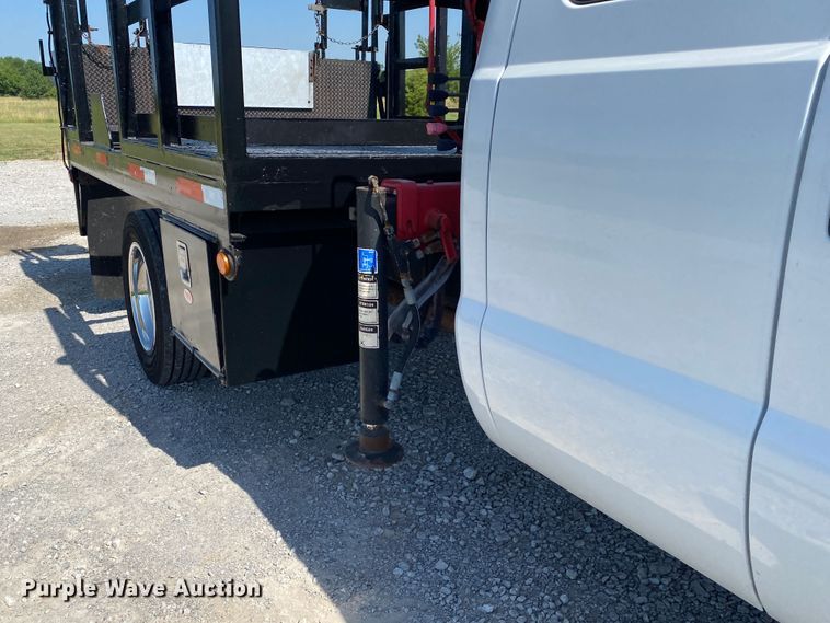 image for item JU9268 2011 Ford F550  flatbed truck