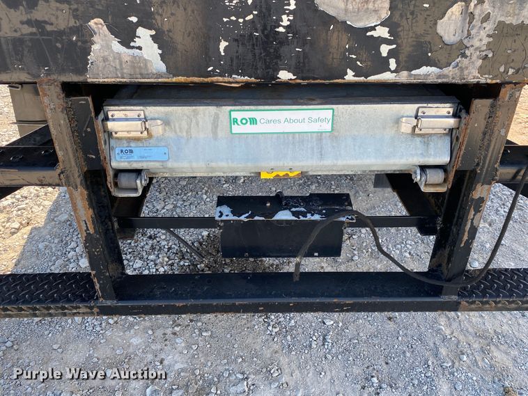 image for item JU9280 2015 International 4300  refrigerated truck