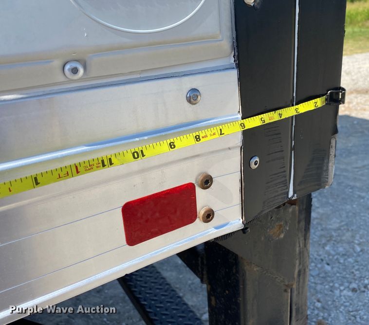 image for item JU9280 2015 International 4300  refrigerated truck