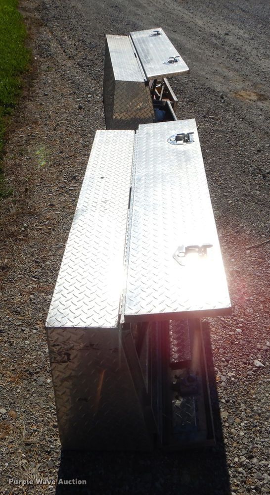 image for item JX9135 (2) toolboxes