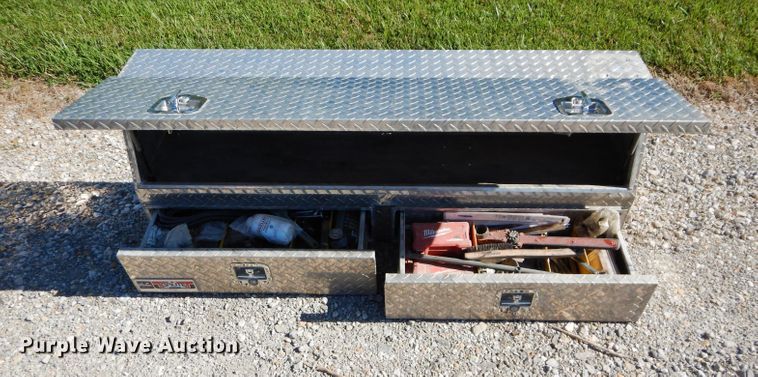 image for item JX9135 (2) toolboxes