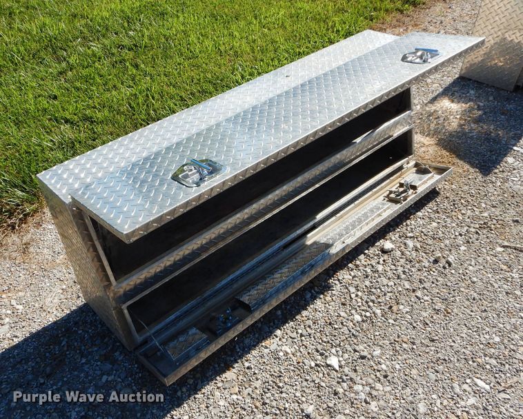 image for item JX9135 (2) toolboxes