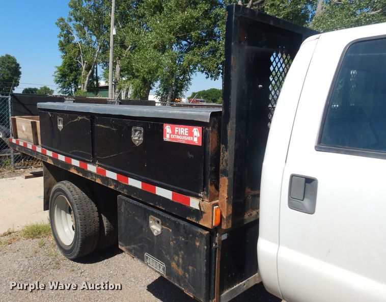 image for item KI9350 2009 Ford F550  flatbed truck