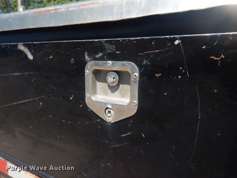 image for item KI9350 2009 Ford F550  flatbed truck