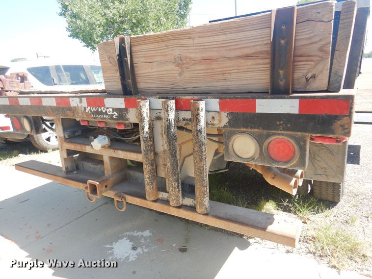 image for item KI9350 2009 Ford F550  flatbed truck