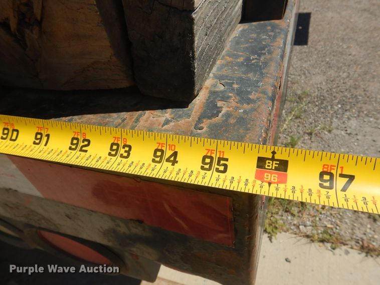 image for item KI9350 2009 Ford F550  flatbed truck