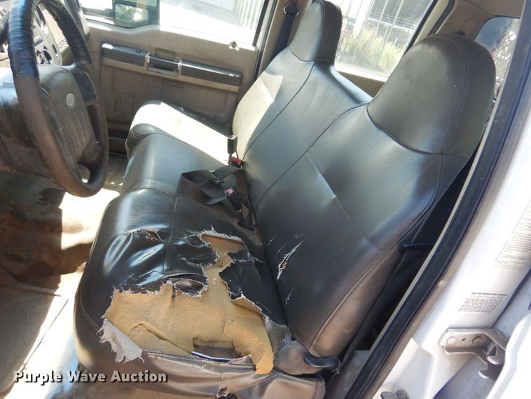 image for item KI9350 2009 Ford F550  flatbed truck