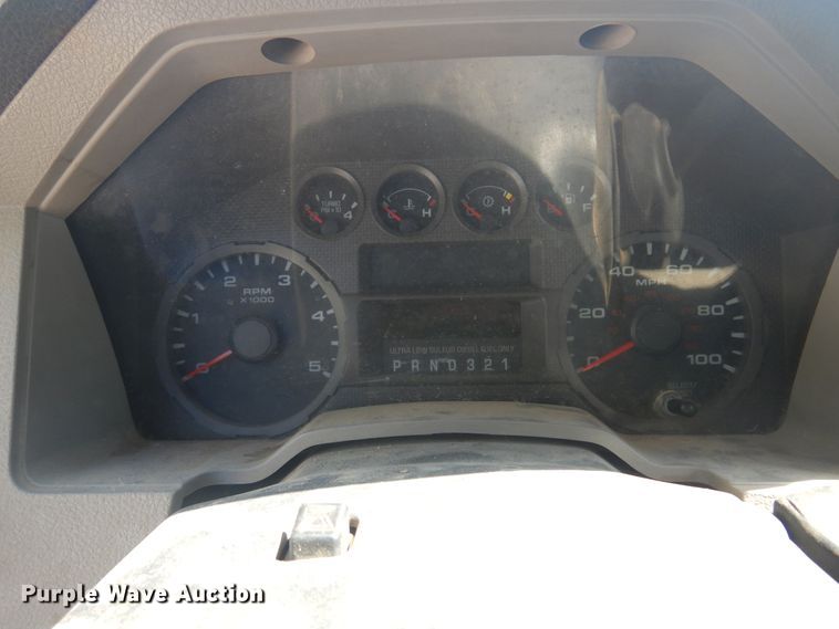 image for item KI9350 2009 Ford F550  flatbed truck