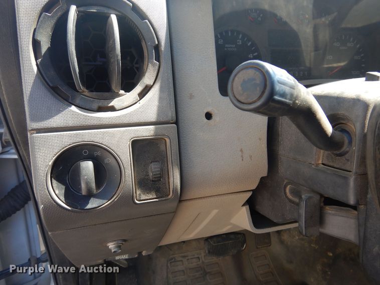 image for item KI9350 2009 Ford F550  flatbed truck