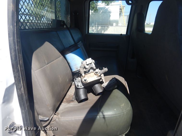 image for item KI9350 2009 Ford F550  flatbed truck