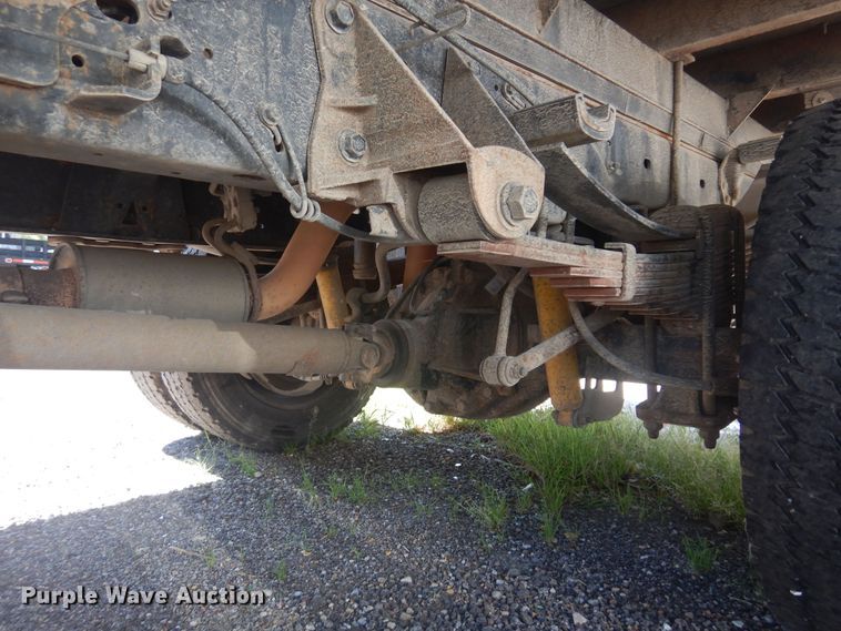 image for item KI9350 2009 Ford F550  flatbed truck