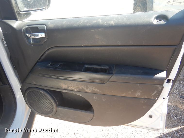 image for item KI9351 2014 Jeep Compass  SUV