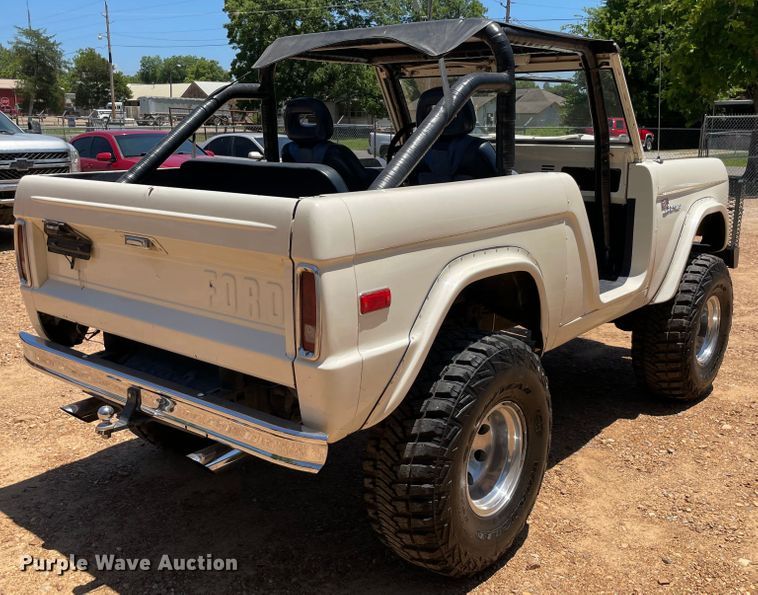 image for item KJ9780 1970 Ford Bronco  SUV