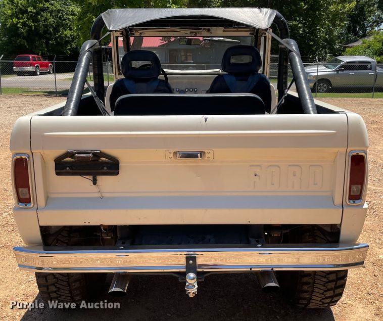 image for item KJ9780 1970 Ford Bronco  SUV