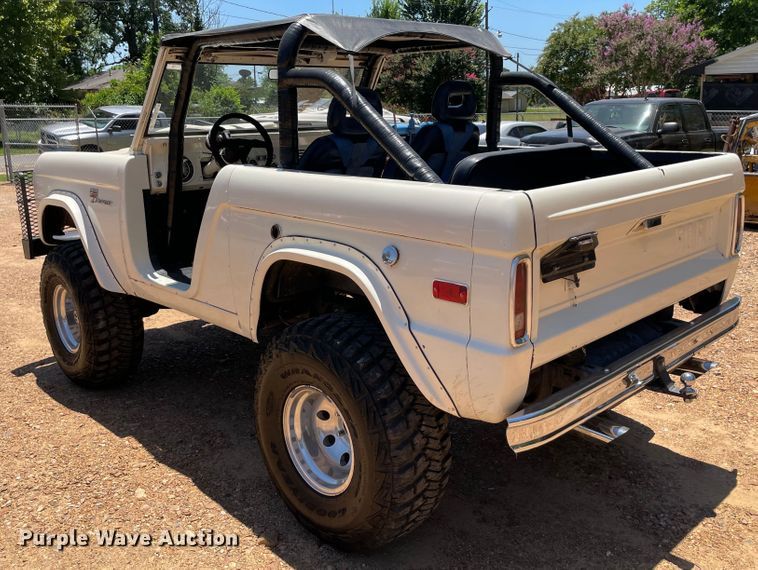 image for item KJ9780 1970 Ford Bronco  SUV