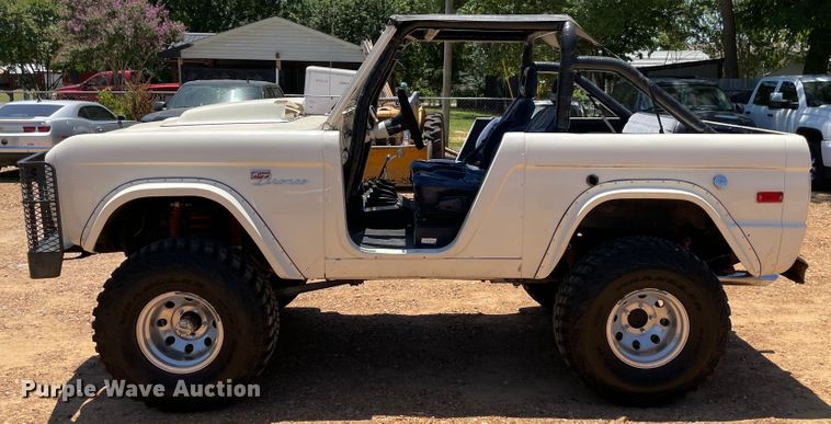 image for item KJ9780 1970 Ford Bronco  SUV