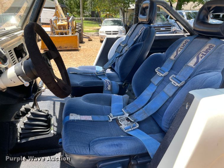 image for item KJ9780 1970 Ford Bronco  SUV