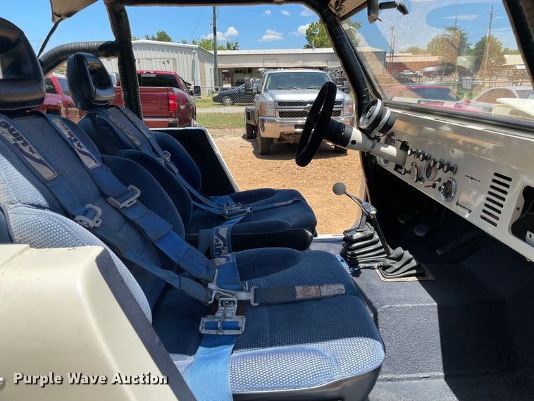 image for item KJ9780 1970 Ford Bronco  SUV