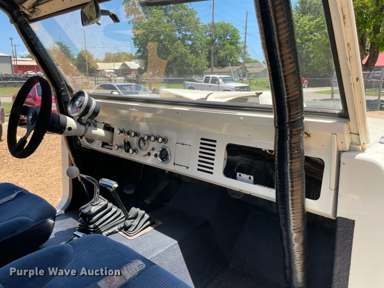 image for item KJ9780 1970 Ford Bronco  SUV