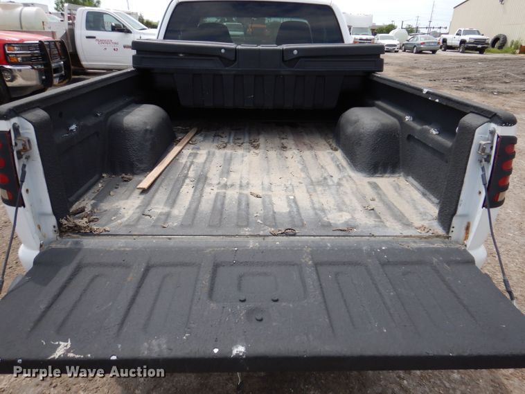 image for item KN9817 2003 Chevrolet S10  Ext. Cab pickup truck