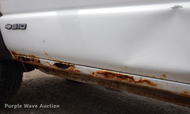 image for item KN9817 2003 Chevrolet S10  Ext. Cab pickup truck