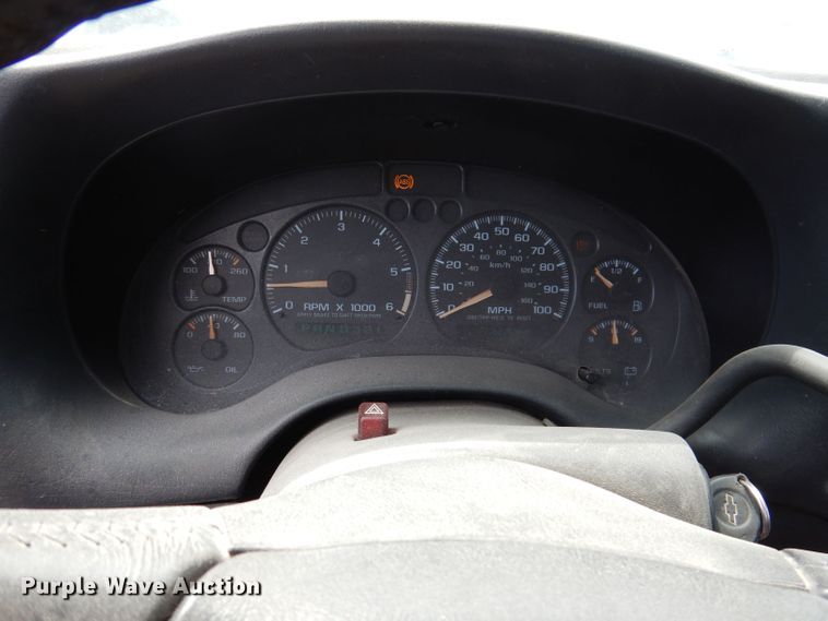 image for item KN9817 2003 Chevrolet S10  Ext. Cab pickup truck