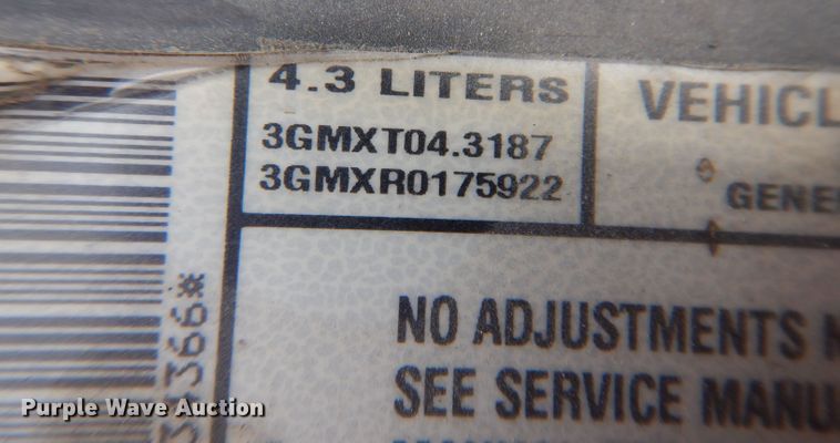 image for item KN9817 2003 Chevrolet S10  Ext. Cab pickup truck