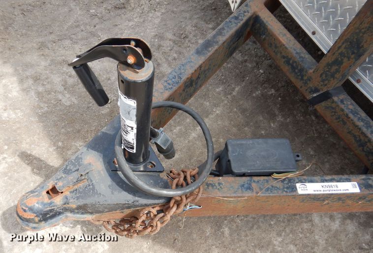 image for item KN9818 2006 Roadmaster  enclosed cargo trailer