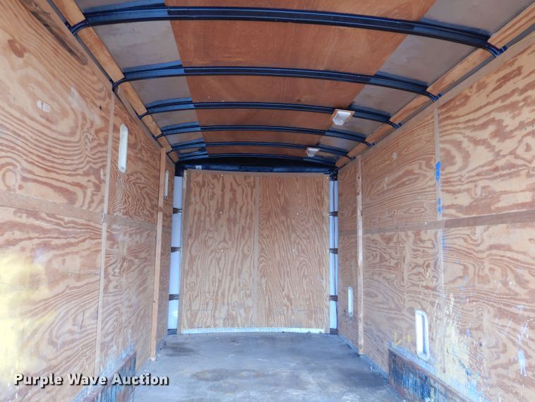 image for item KN9818 2006 Roadmaster  enclosed cargo trailer