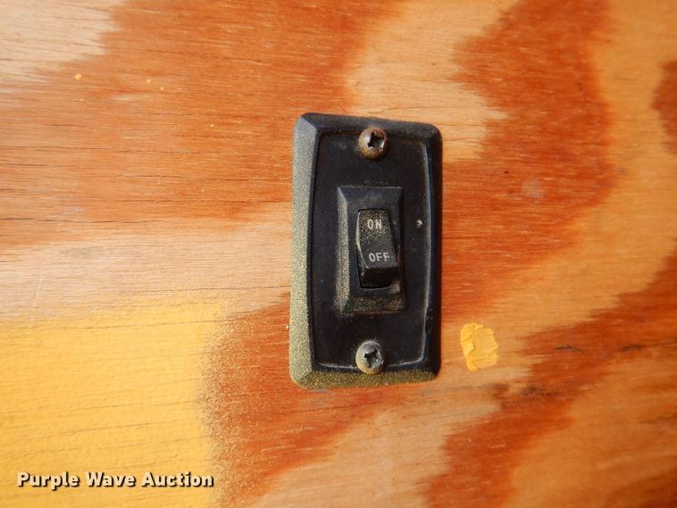 image for item KN9818 2006 Roadmaster  enclosed cargo trailer