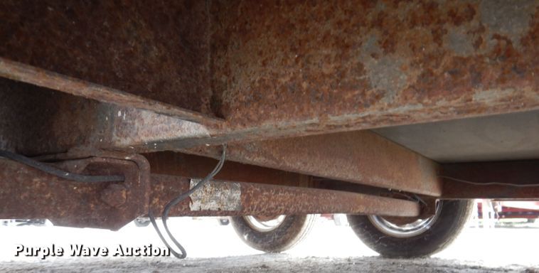 image for item KN9818 2006 Roadmaster  enclosed cargo trailer