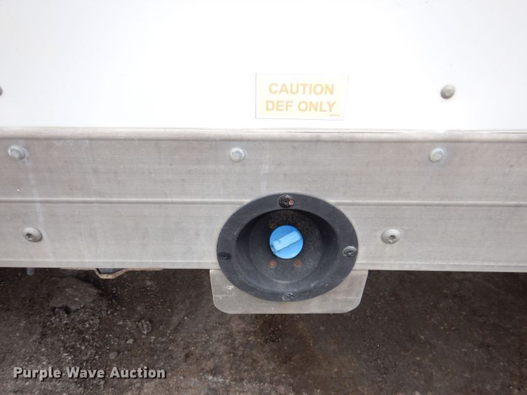 image for item KN9821 2011 Chevrolet Express G4500  box truck