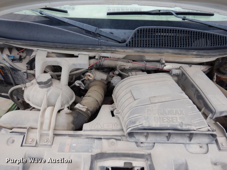 image for item KN9821 2011 Chevrolet Express G4500  box truck