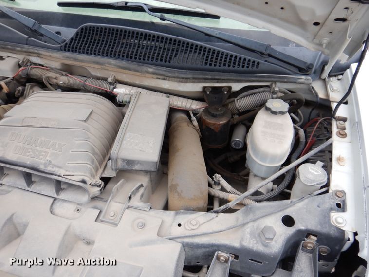 image for item KN9821 2011 Chevrolet Express G4500  box truck