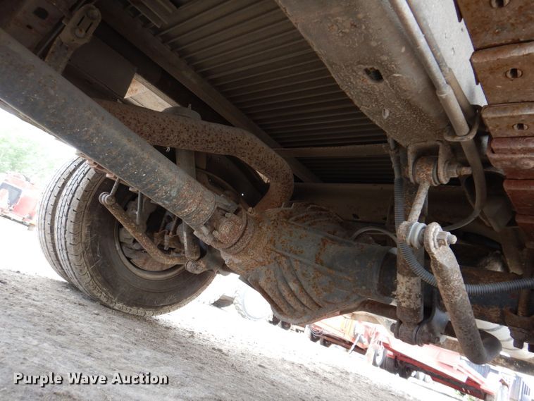 image for item KN9821 2011 Chevrolet Express G4500  box truck