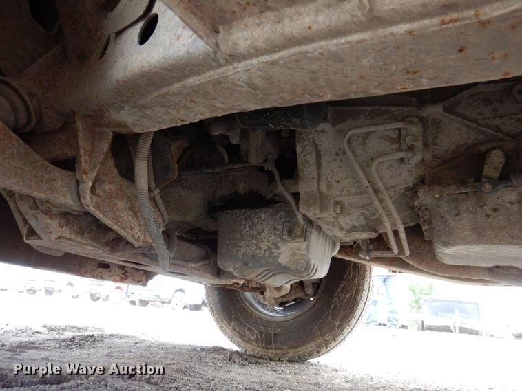 image for item KN9821 2011 Chevrolet Express G4500  box truck