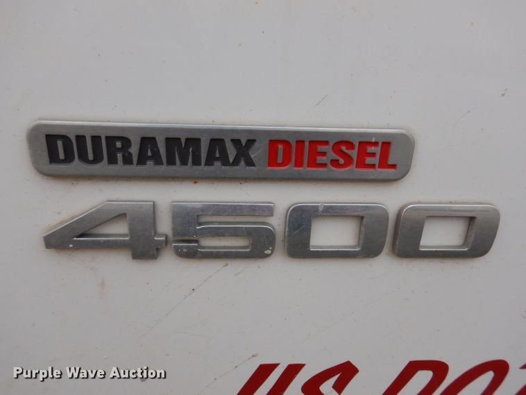 image for item KN9821 2011 Chevrolet Express G4500  box truck